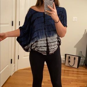 UO blue purple tie dye comfy blouse never worn